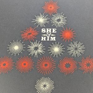 Zoey Deschanel & M. Ward duo She & Him Concert Tee Medium